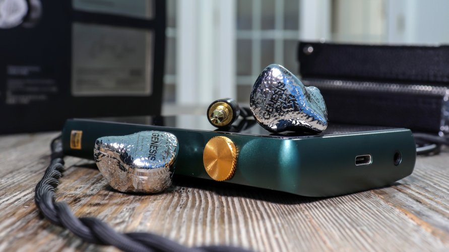 EarAcoustics GENESIS Review Pic (110).jpg