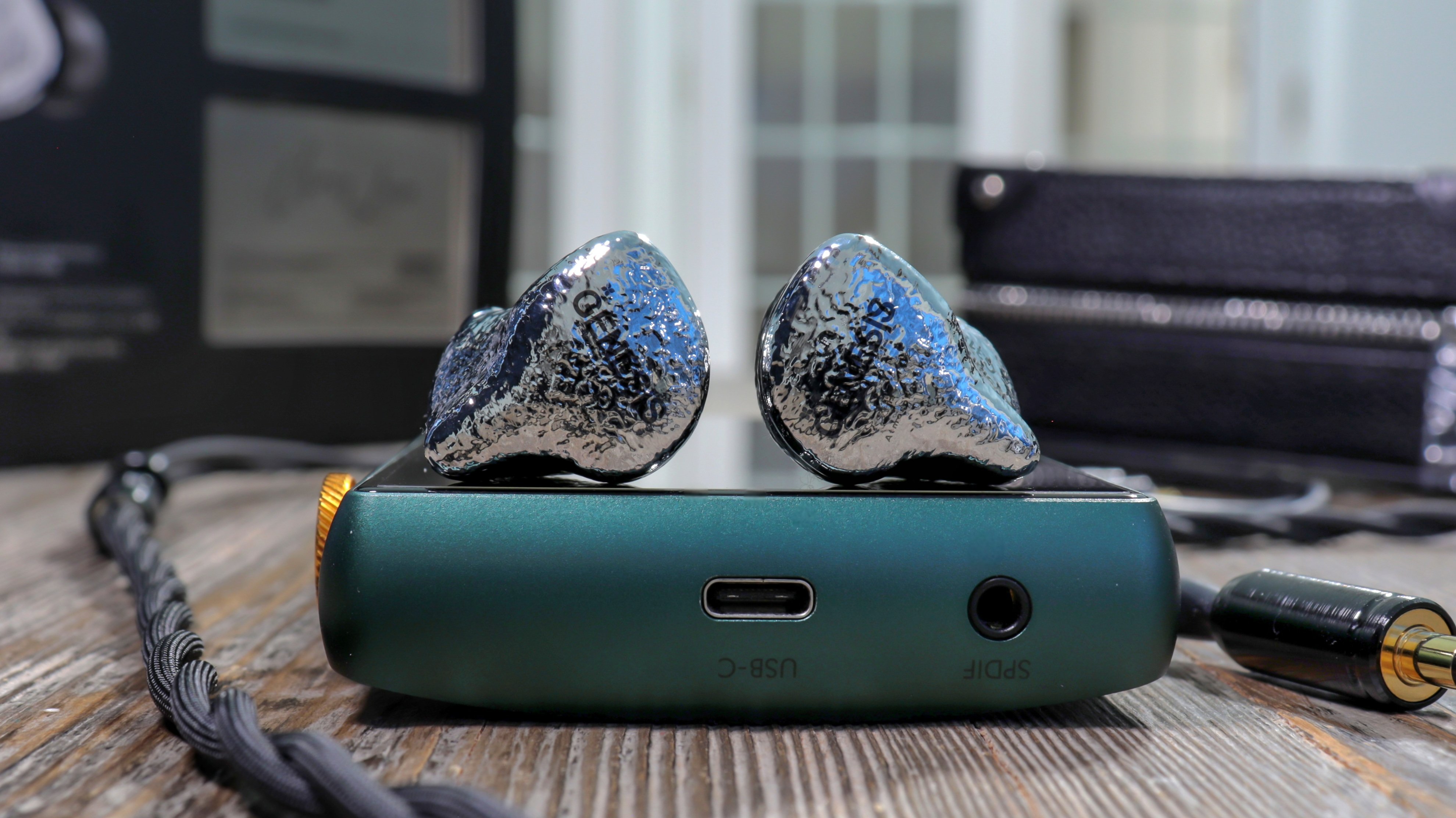 EarAcoustics GENESIS Review Pic (109).jpg