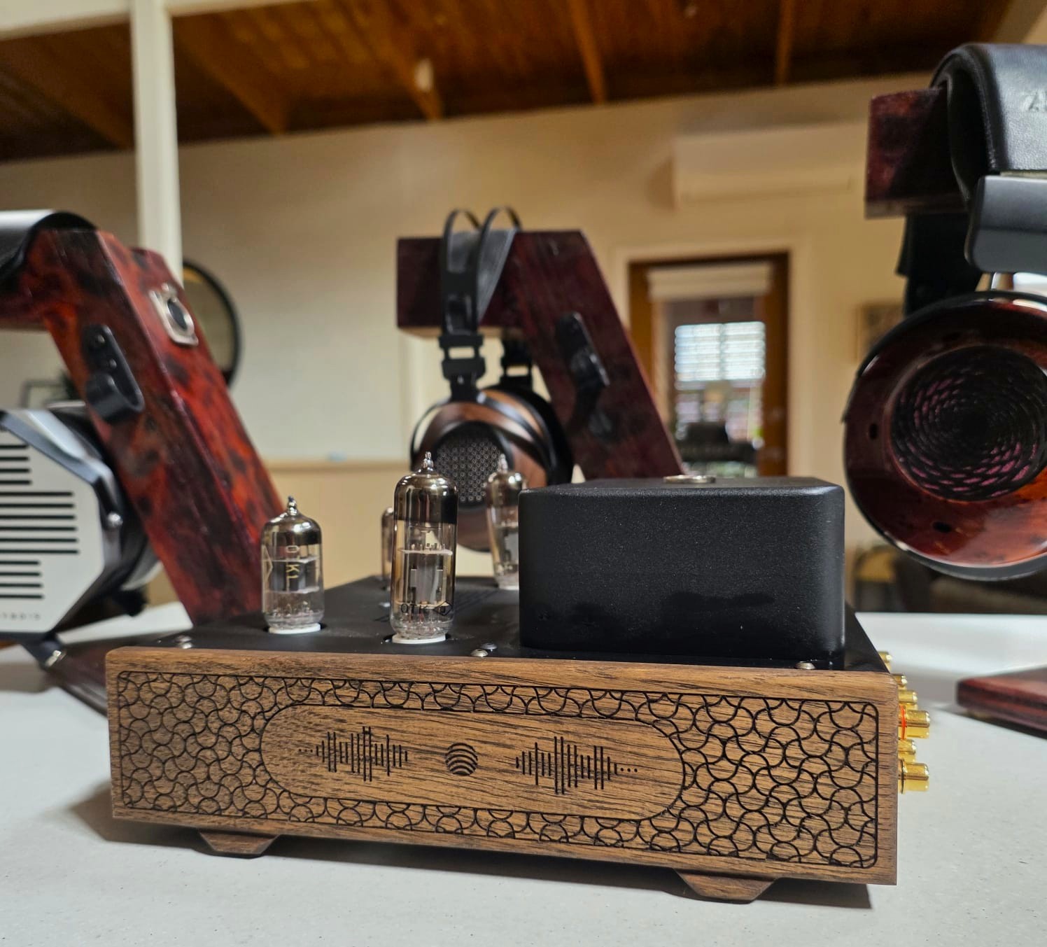 Feliks Echo OTL Tube Headphone AMP | Headphone Reviews and