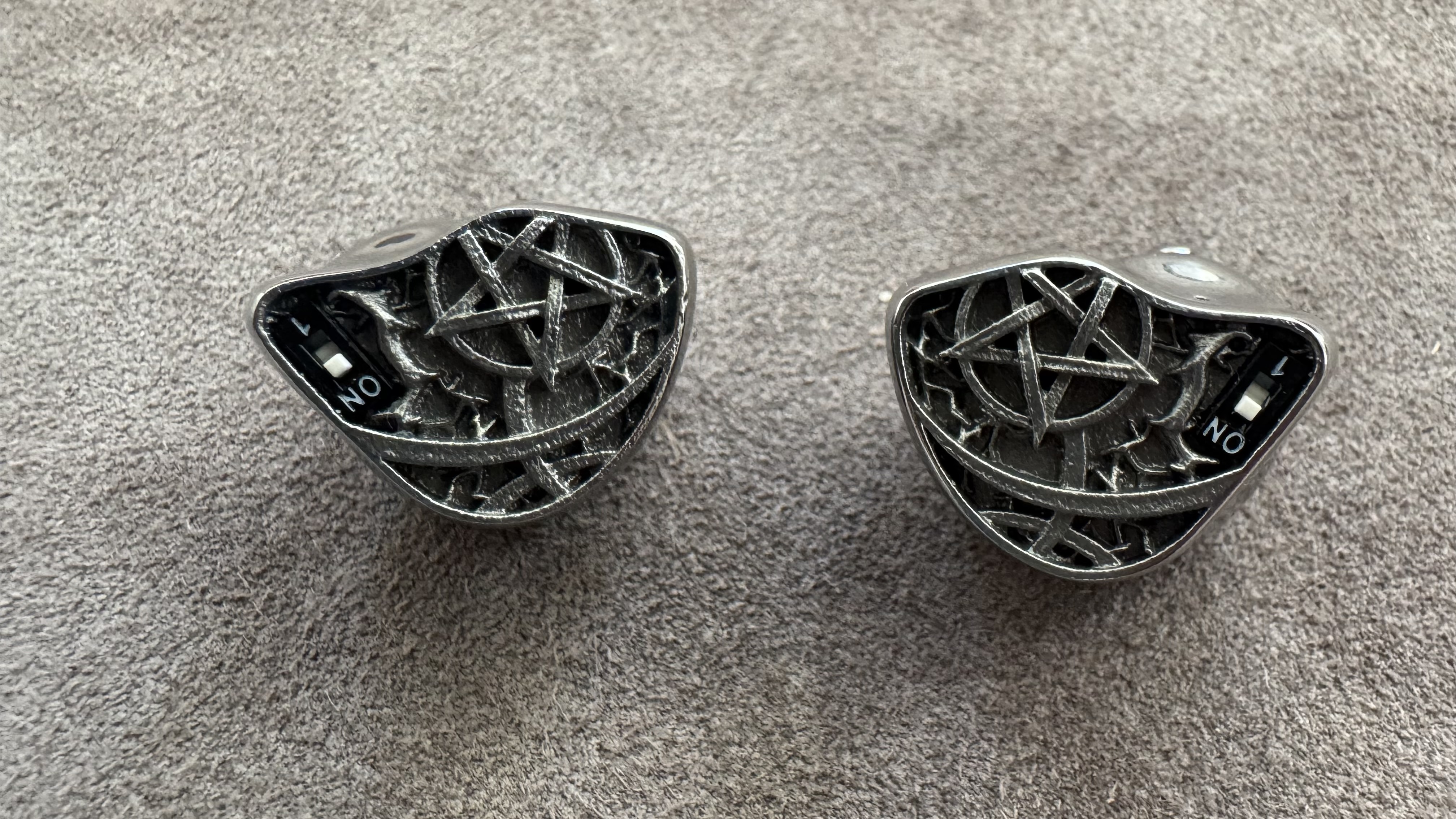 Sold: UNIQUE MELODY & MUSICTECK PENTARA | Headphone Reviews and