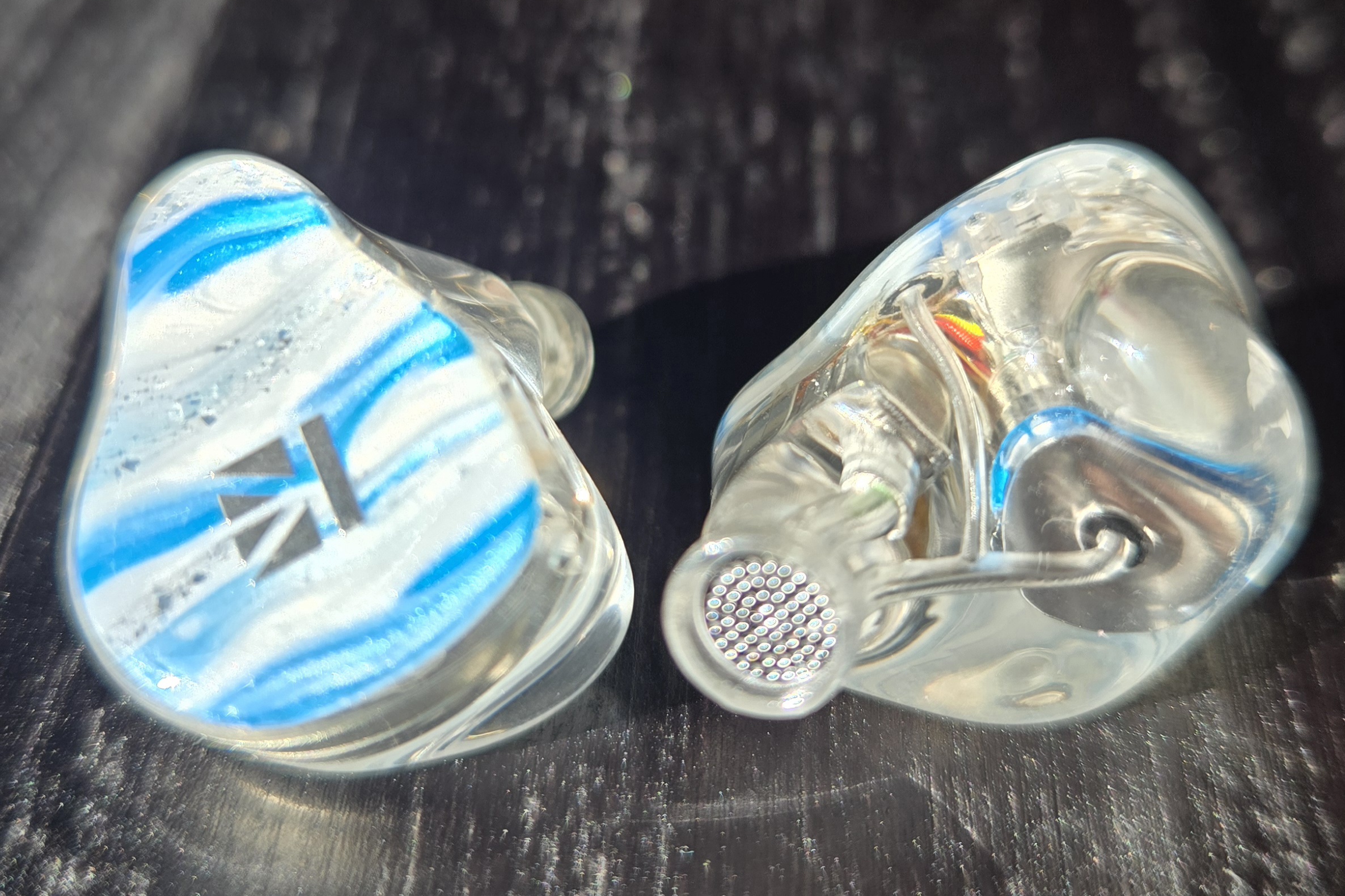 KBEAR Mirage KB08 in Ear Monitors 1 DD · 1 BA · 2 Micro-Planar