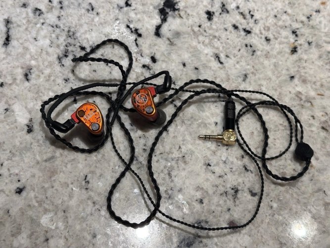64 audio u18t 二手價格 | HifiZero