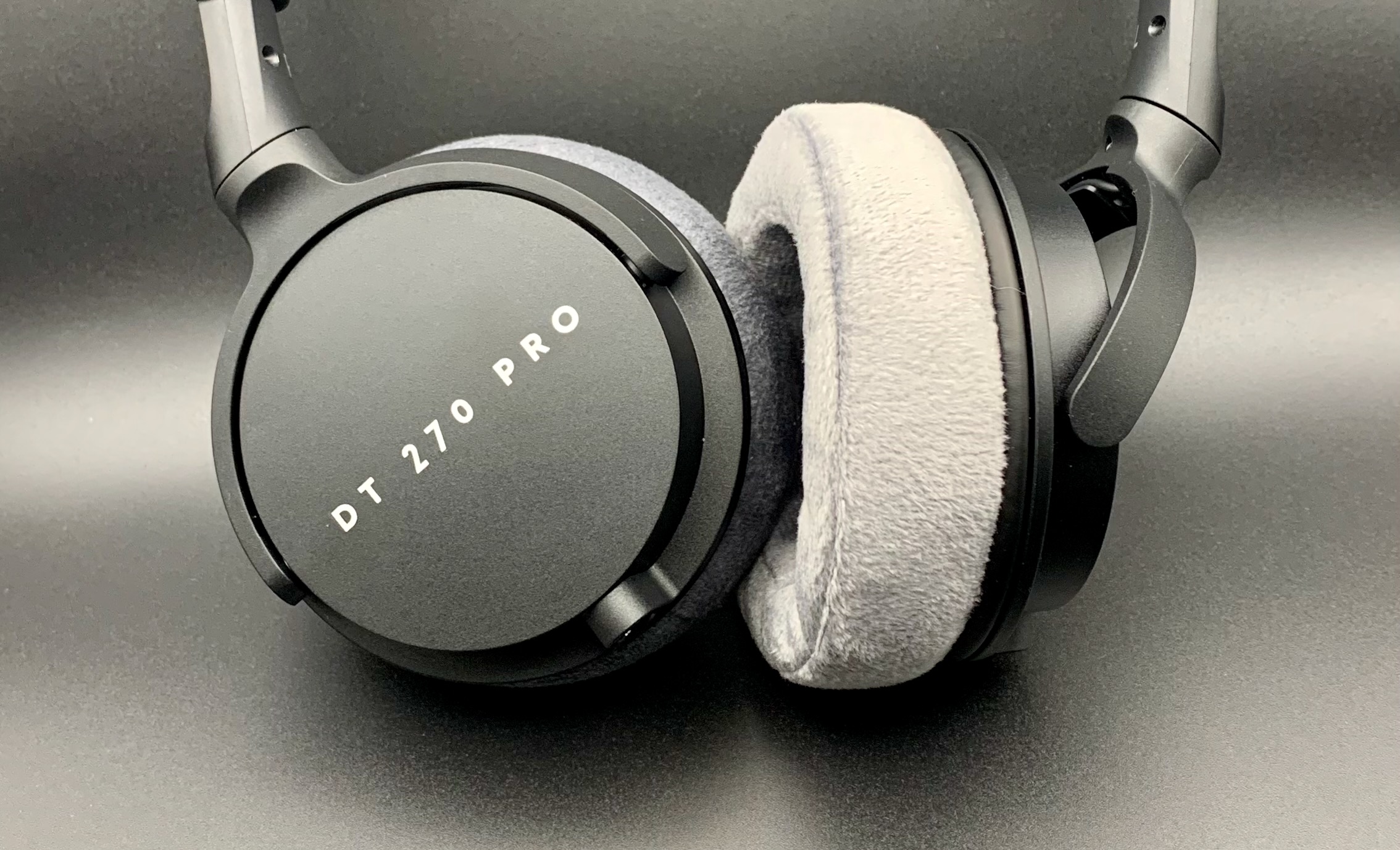 Beyerdynamic DT 270 PRO - Reviews | Headphone Reviews and