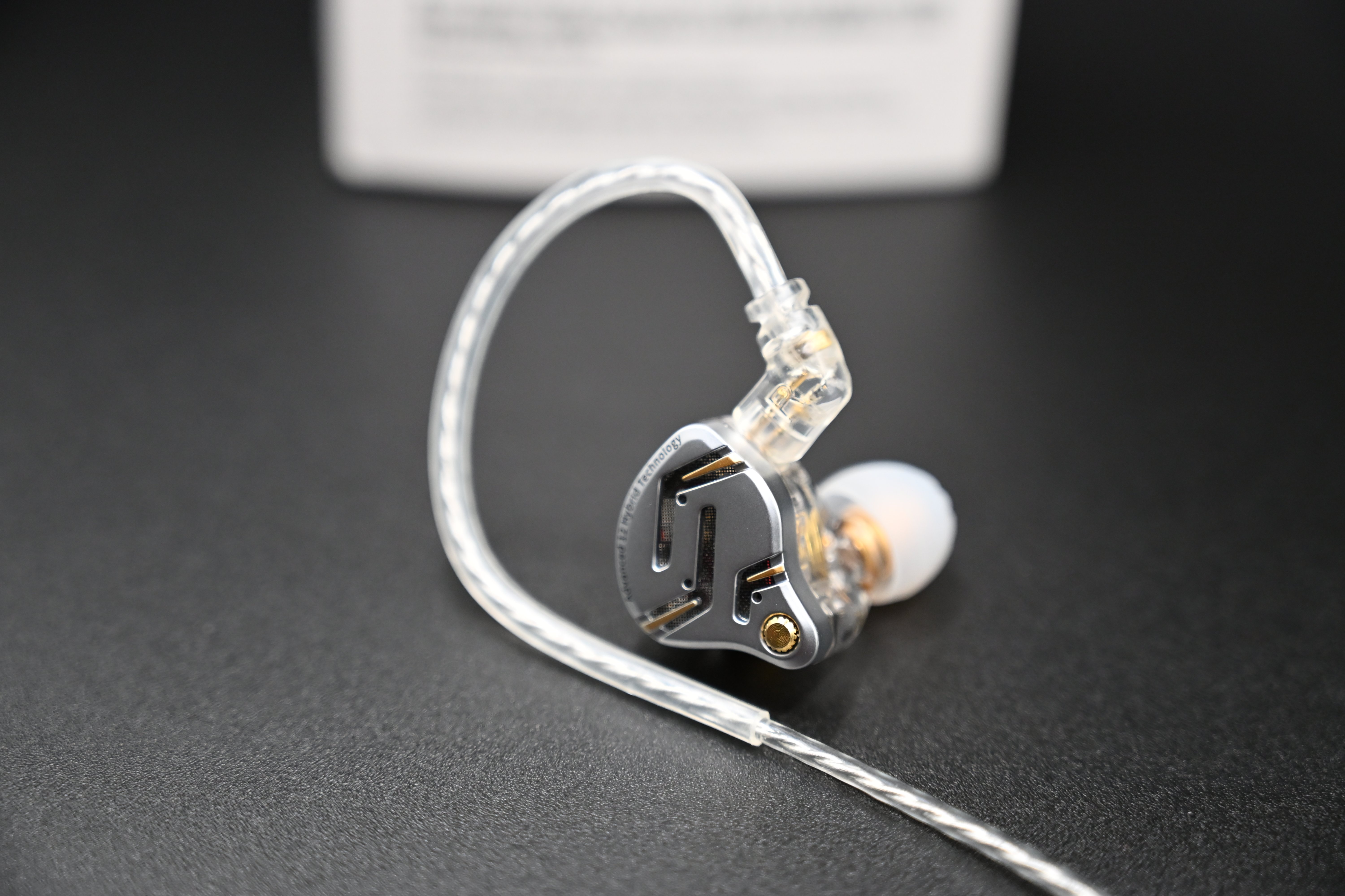 KZ ZS12 PRO 2】Flagship-grade Super-Linear 1DD+5BA Hybrid IEM, 3.5