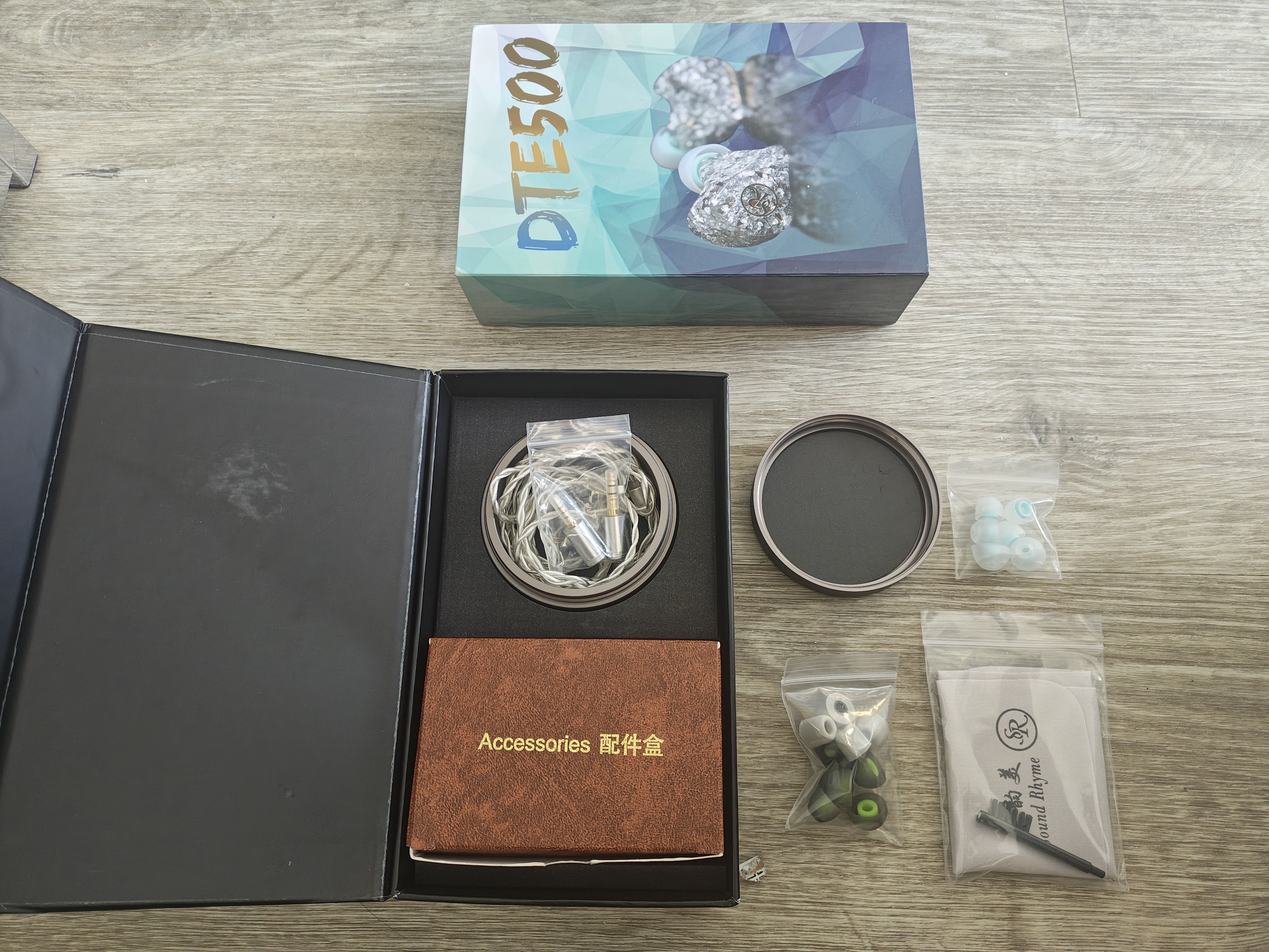 【訳あり】Sound Rhyme DTE500 Silver Sound Rhyme DTE500 1DD+2BA+2EST