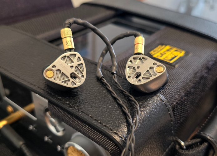 Alter ego 中古価格 | HifiZero