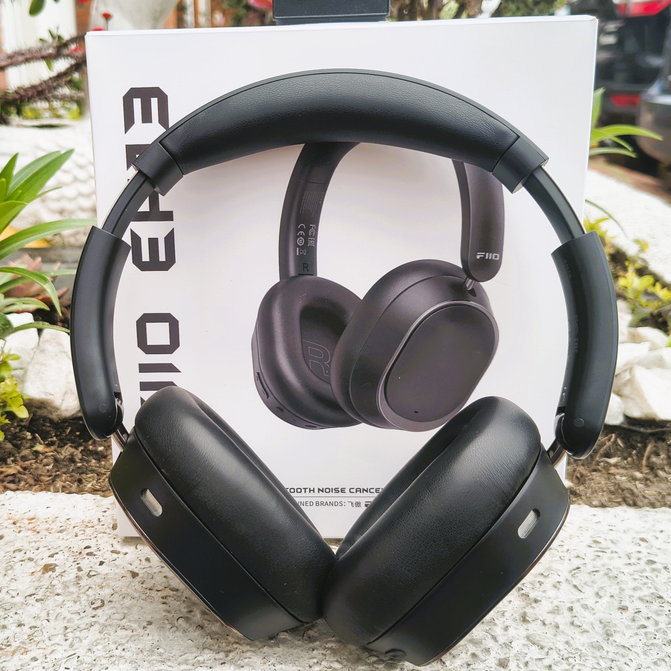 FIIO EH13 Bluetooth Noise canceling Over ear Headphones To Be Launched fiio-eh13-bluetooth-noise-canceling-over-ear-headphones-to-be-launched