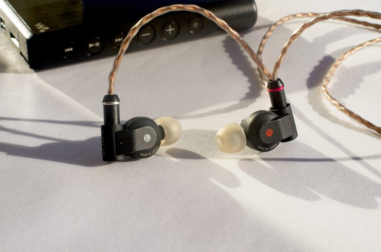 Sony's New 2014 flagship IEM - XBA Z5 | Page 299 | Headphone