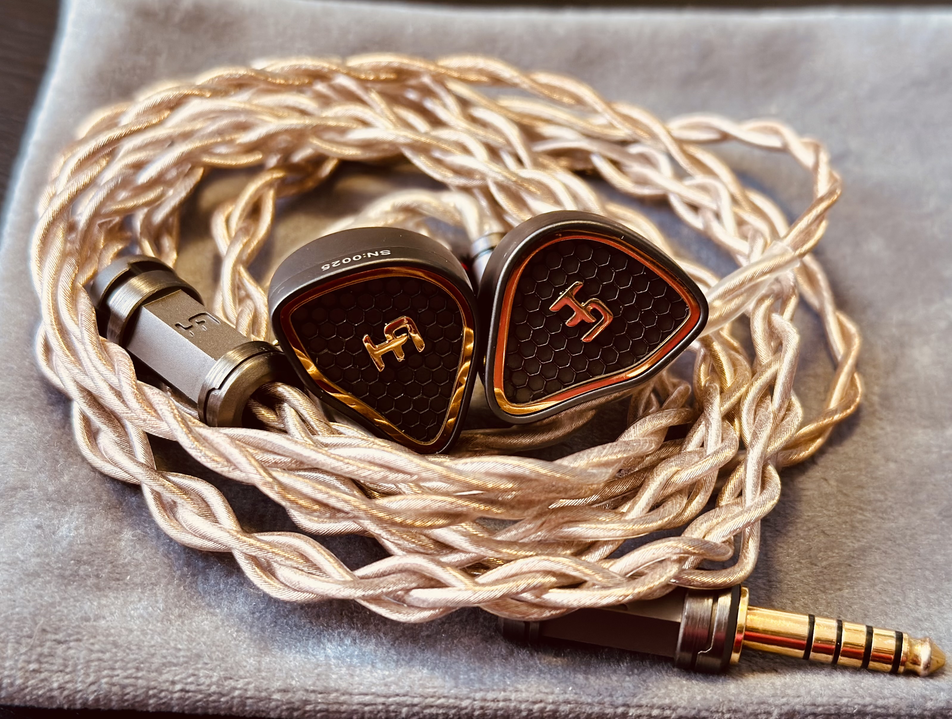 Sold: Hercules Audio Moses | Headphone Reviews and Discussion