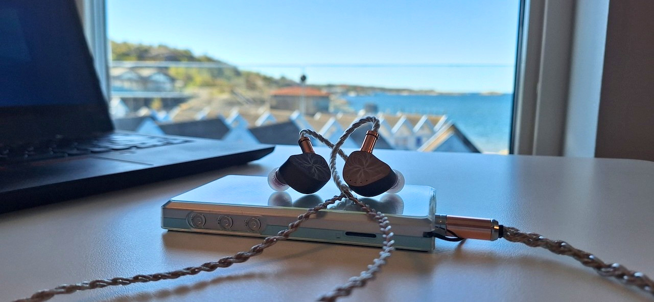 Night Oblivion - Longinus - Reviews | Headphone Reviews and