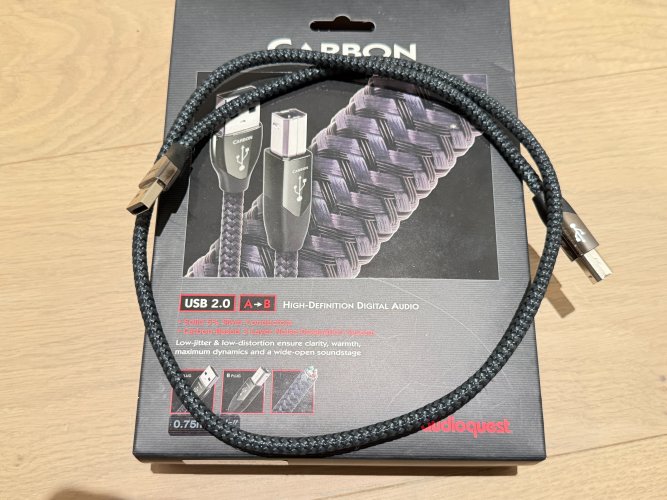 AudioQuest Carbon USB 中古価格 | HifiZero