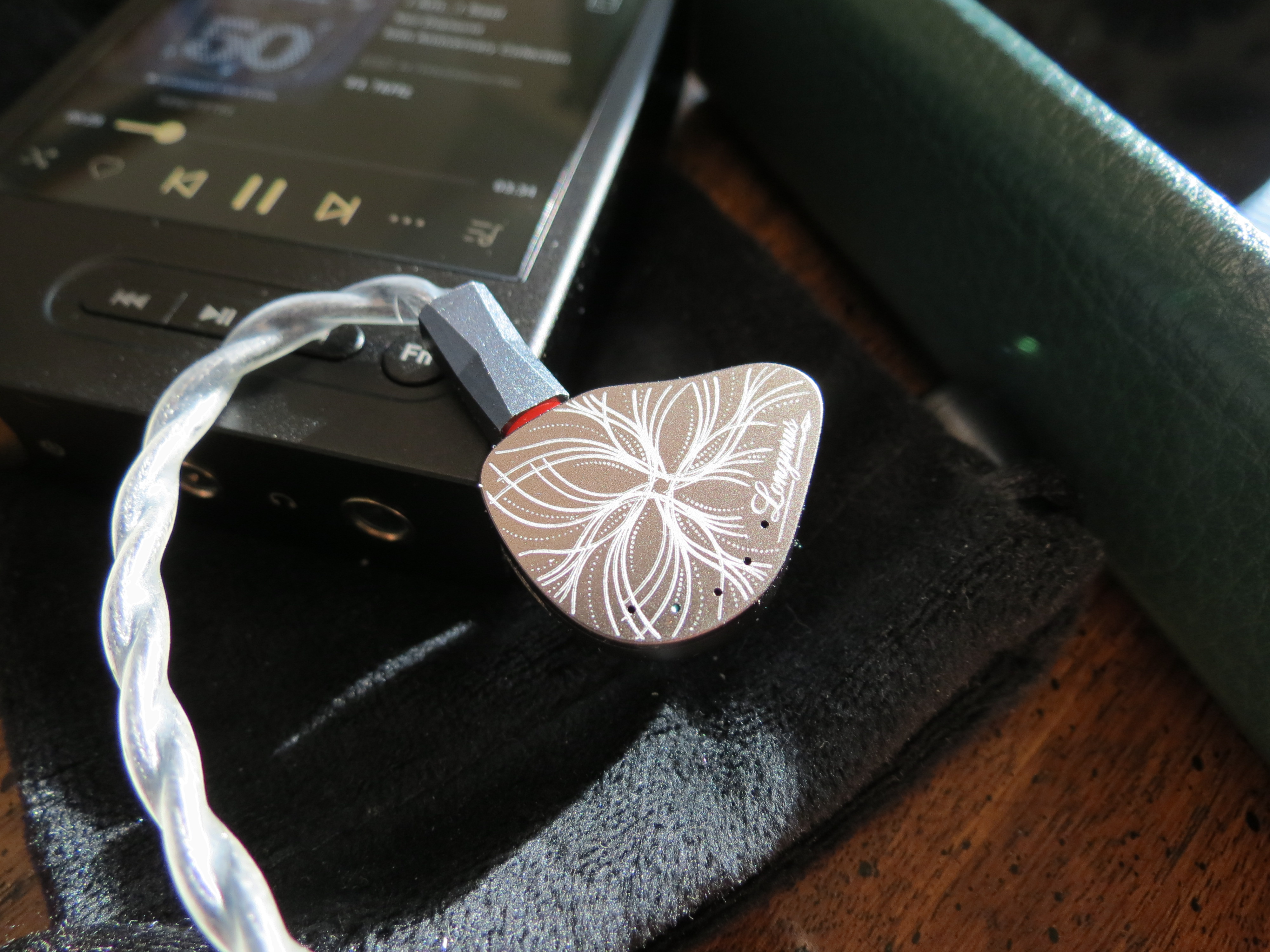 Night Oblivion - Longinus - Reviews | Headphone Reviews and