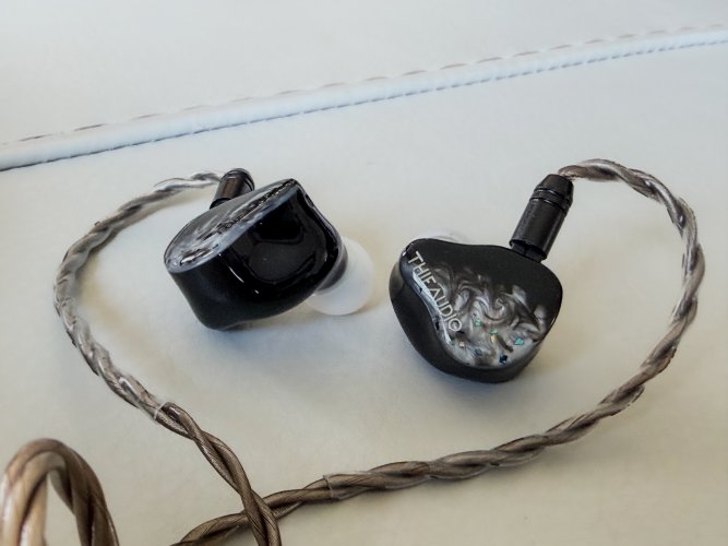 thieaudio monarch 中古価格 | HifiZero