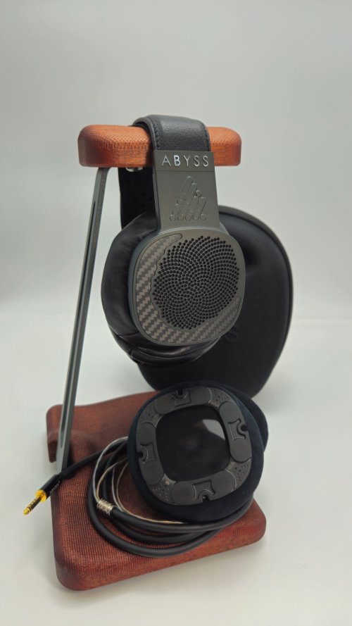 Review: Audio-technica ATH-W5000 'Raffinato' | Headphone Reviews