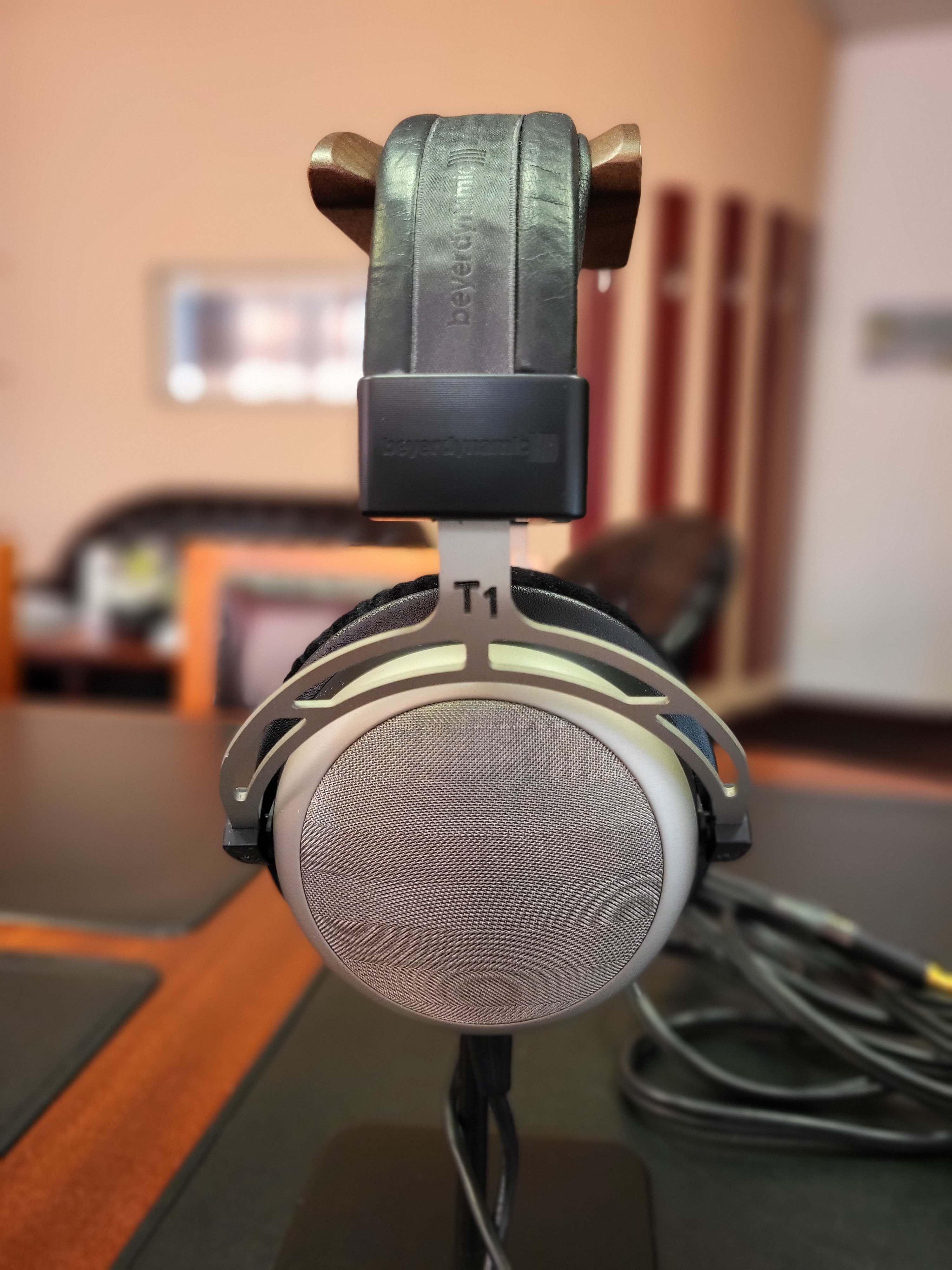 Beyerdynamic T1 1st gen | Headphone Reviews and Discussion - Head