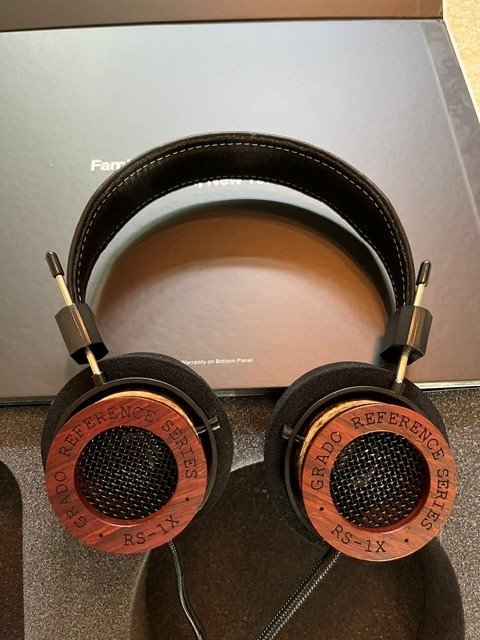 Grado RS1X Headphones - Like New In Box w/ Travel Case | Headphone