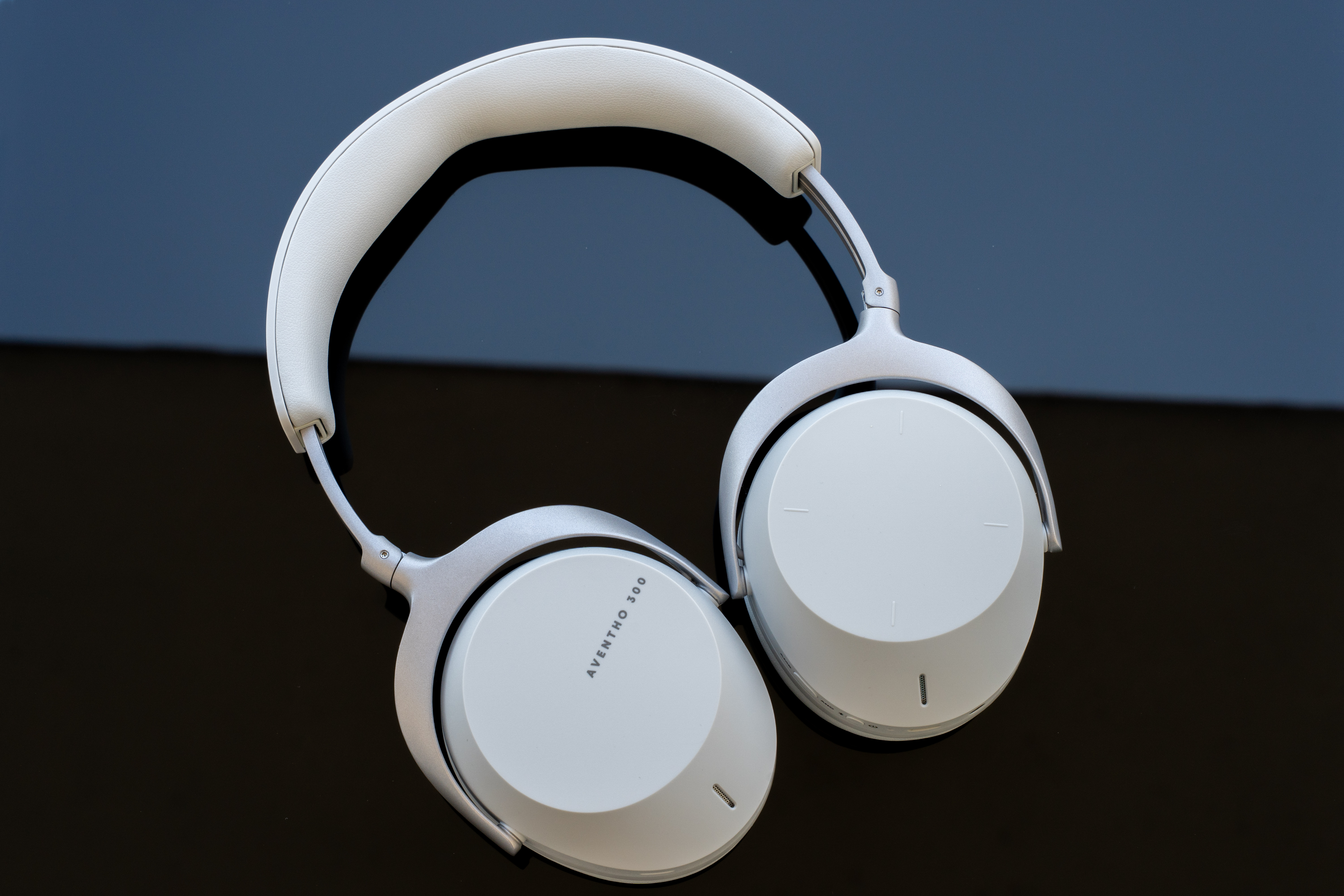Beyerdynamic Aventho 300 - Dolby Atmos - Reviews | Headphone