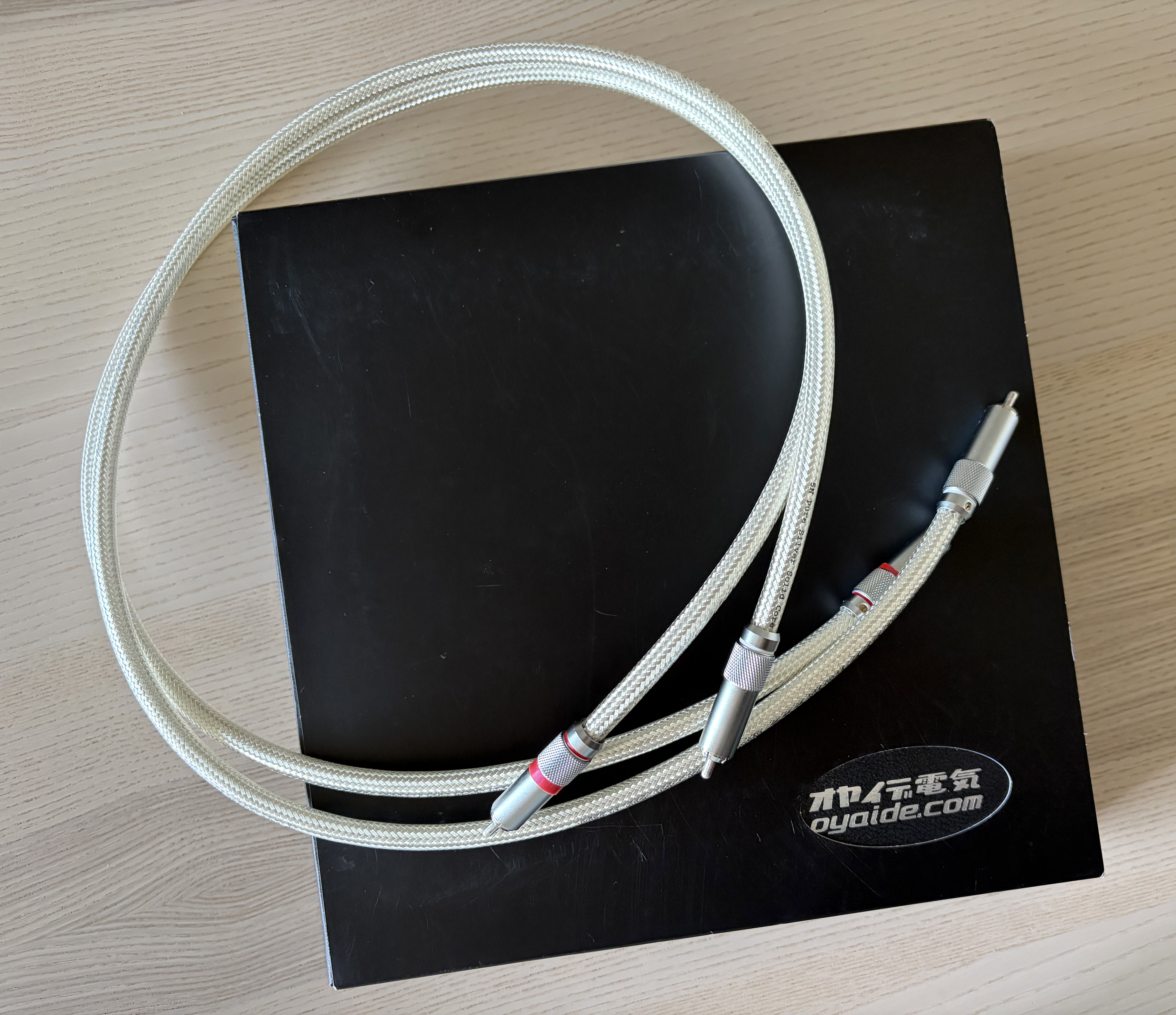 Oyaide AZ-910 1m RCA interconnect | Headphone Reviews and