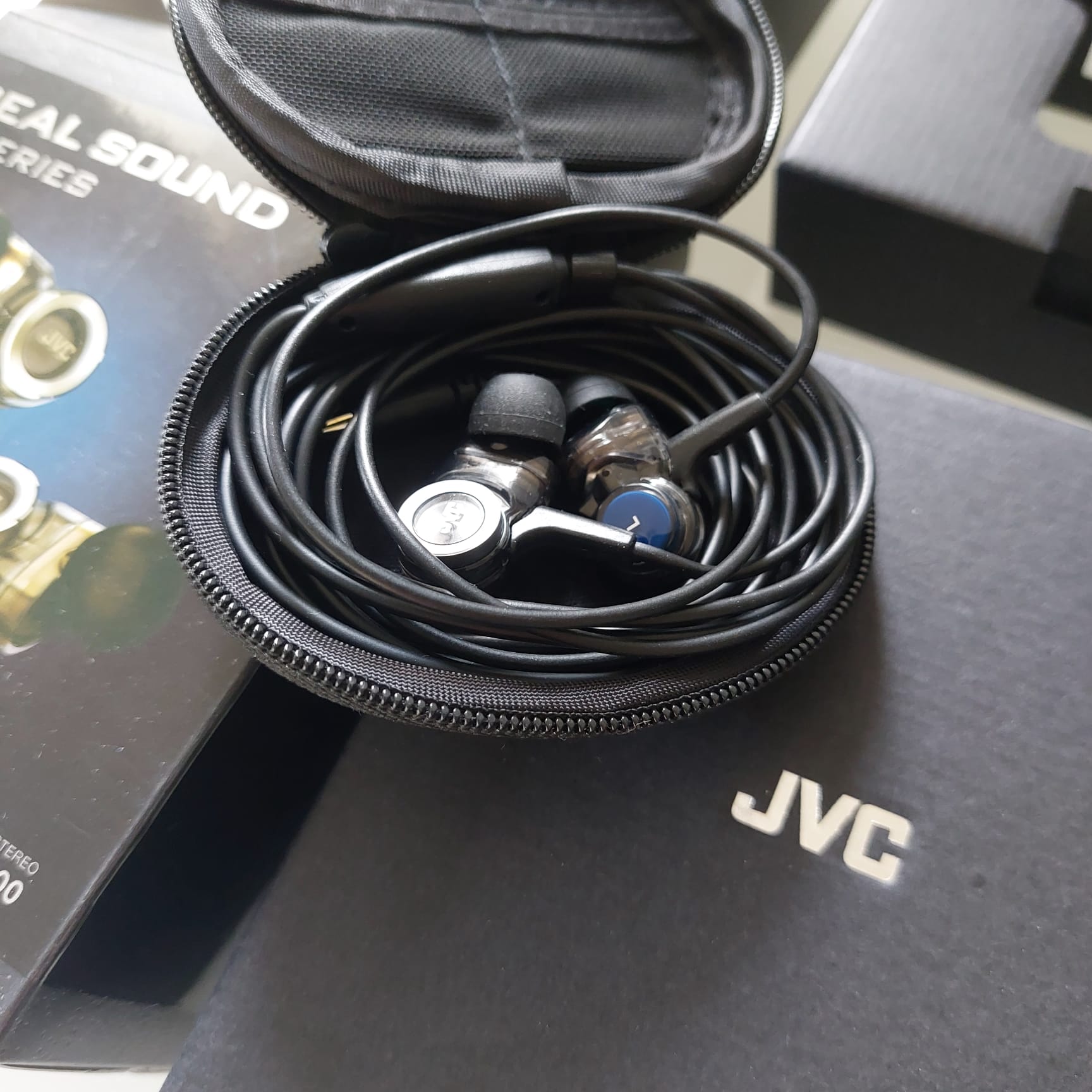 イヤホン JVCHA-FXZ100 RESERVED - JVC HA-FXZ100 | Headphone Reviews and Discussion - Head