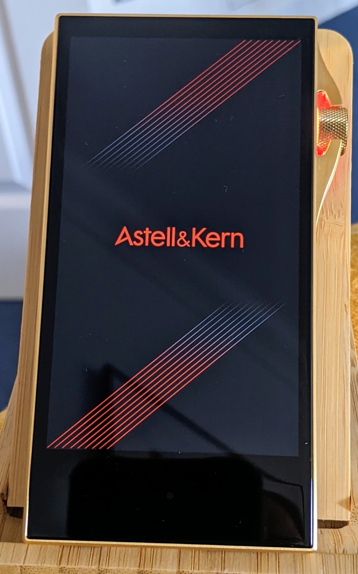 Sold: Astell&Kern SA700 Vegas Gold | Headphone Reviews and