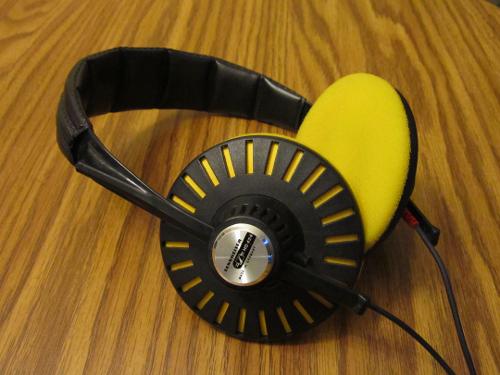 Sennheiser HD424 headphone amp 