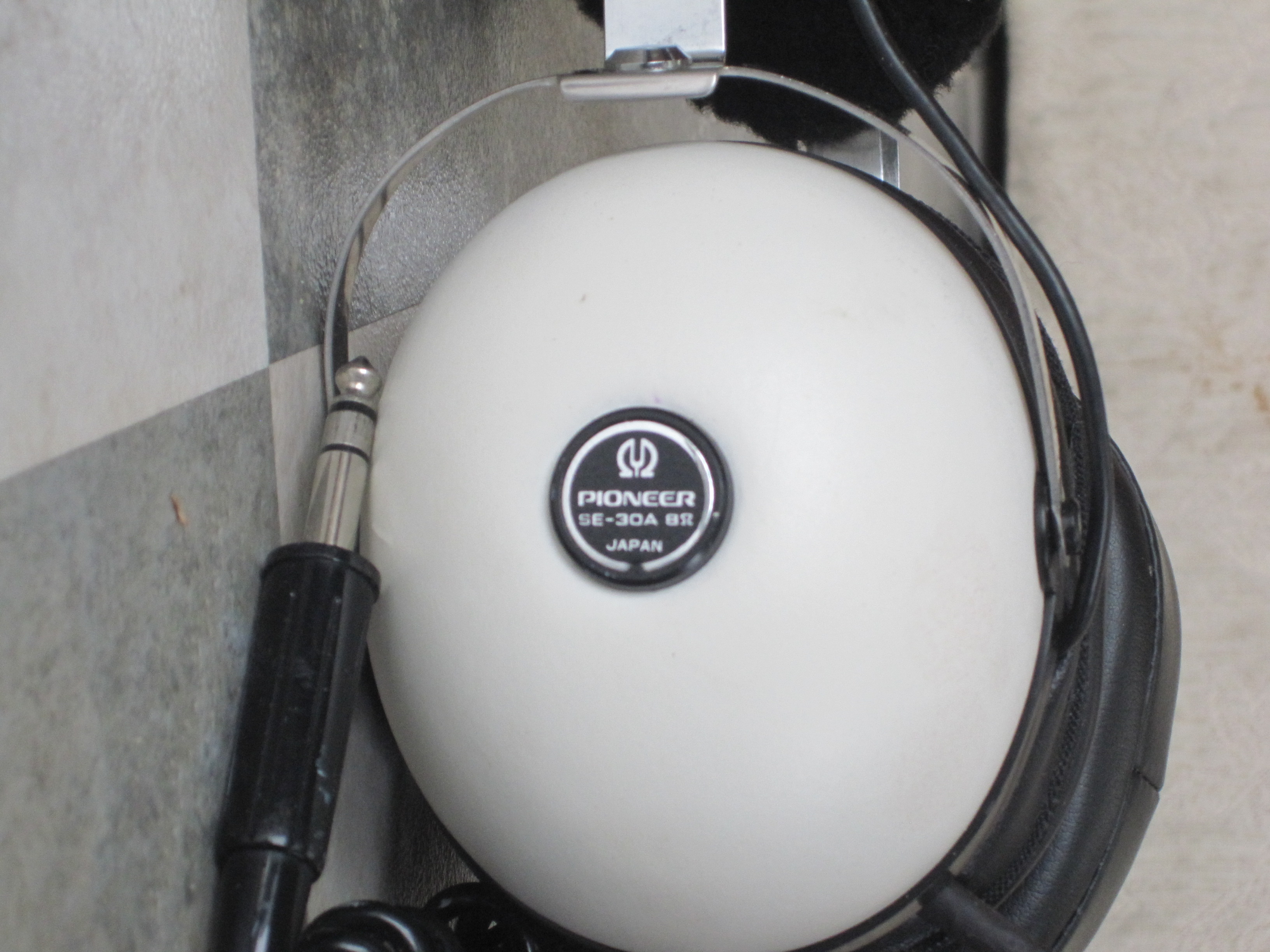 Damping factor. Why it is not always as important as some make it out