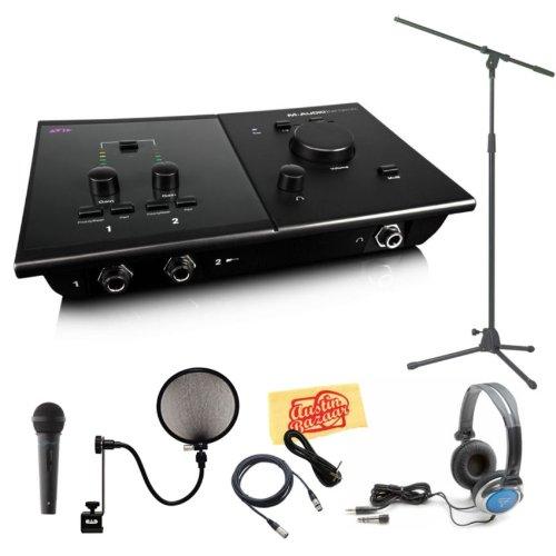 M-Audio Fast Track C400 Next Generation 4x6 Recording Interface Plus Pro Tools SE Bundle with Mic, Gig Bag, Mic Stand, Pop Filter, XLR Cable, Instrume