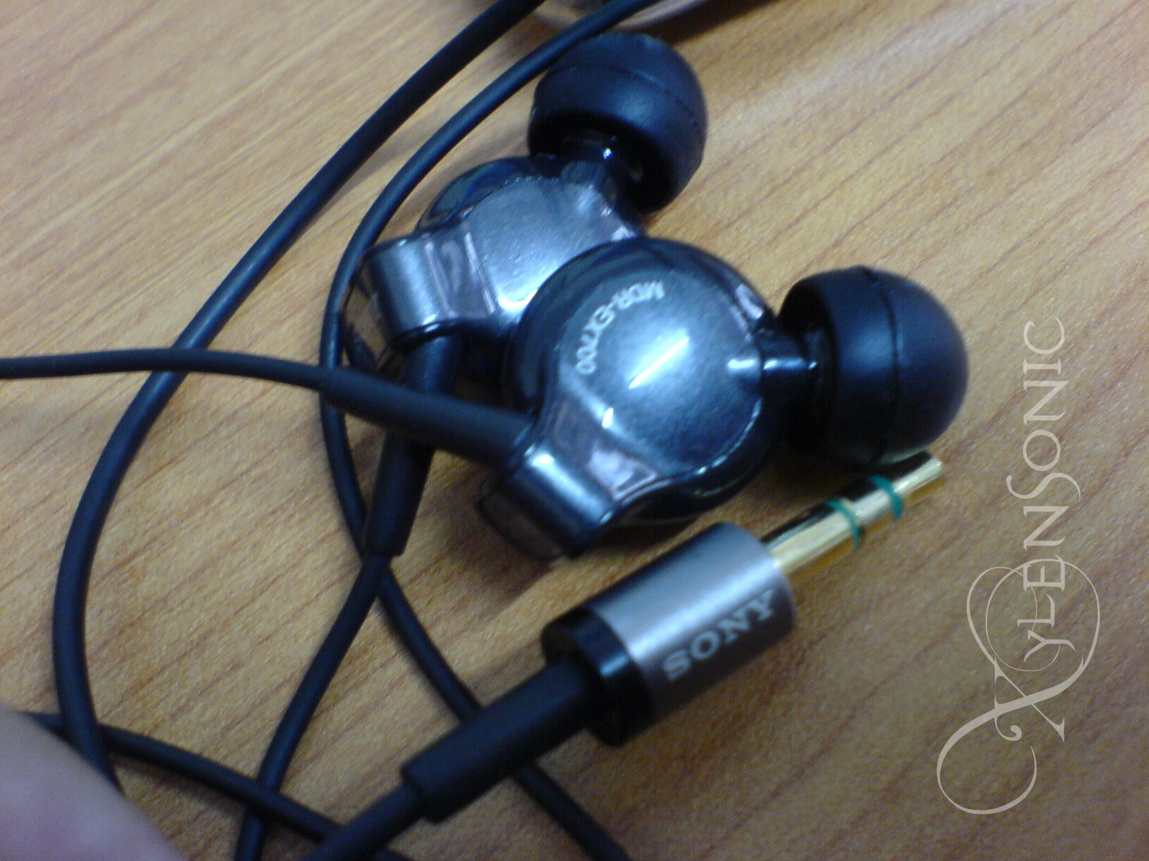 REAL vs. FAKE Sony MDR-EX700's (Pics + Vids) Spot the difference! |  Headphone Reviews and Discussion - Head-Fi.org