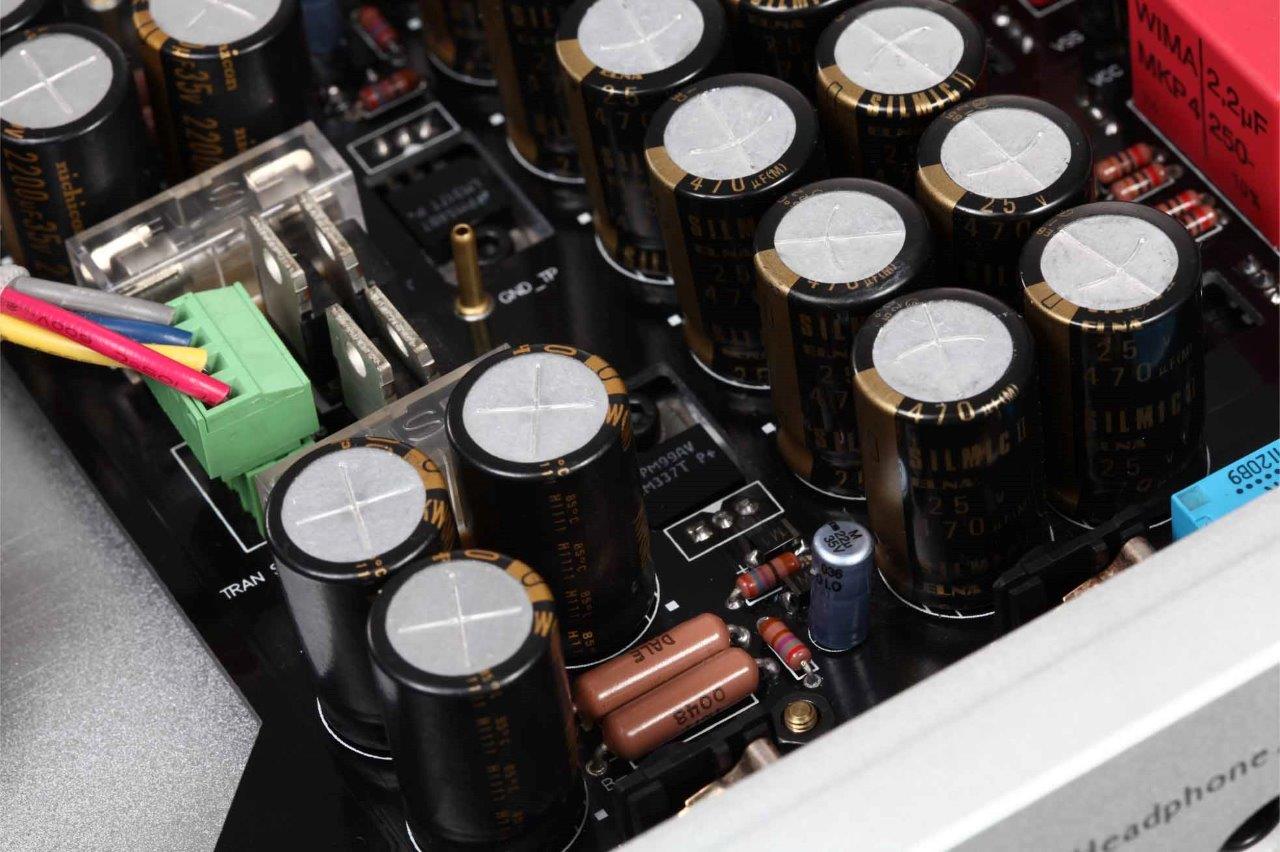 Review Questyle CMA800 Current Mode Amplifier Headphone Reviews and