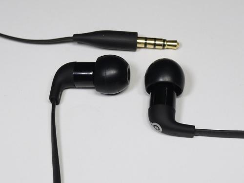 SteelSeriesFluxIn-Ear.jpg