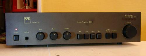 NAD3020_amplifier.jpg