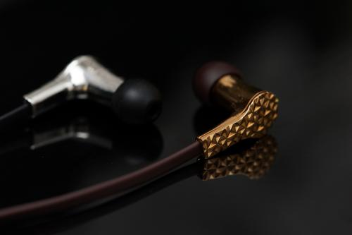 Poor Man Reviews] Final Audio Design Heaven 7, Heaven 8, and Lab 1