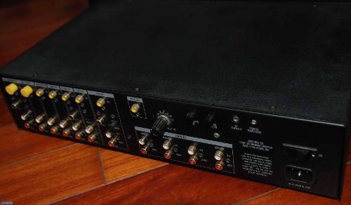 米国Angstrom 200 DAC/Pre Amp. Angstrom 200 Home Entertainment Director '90's DAC - info