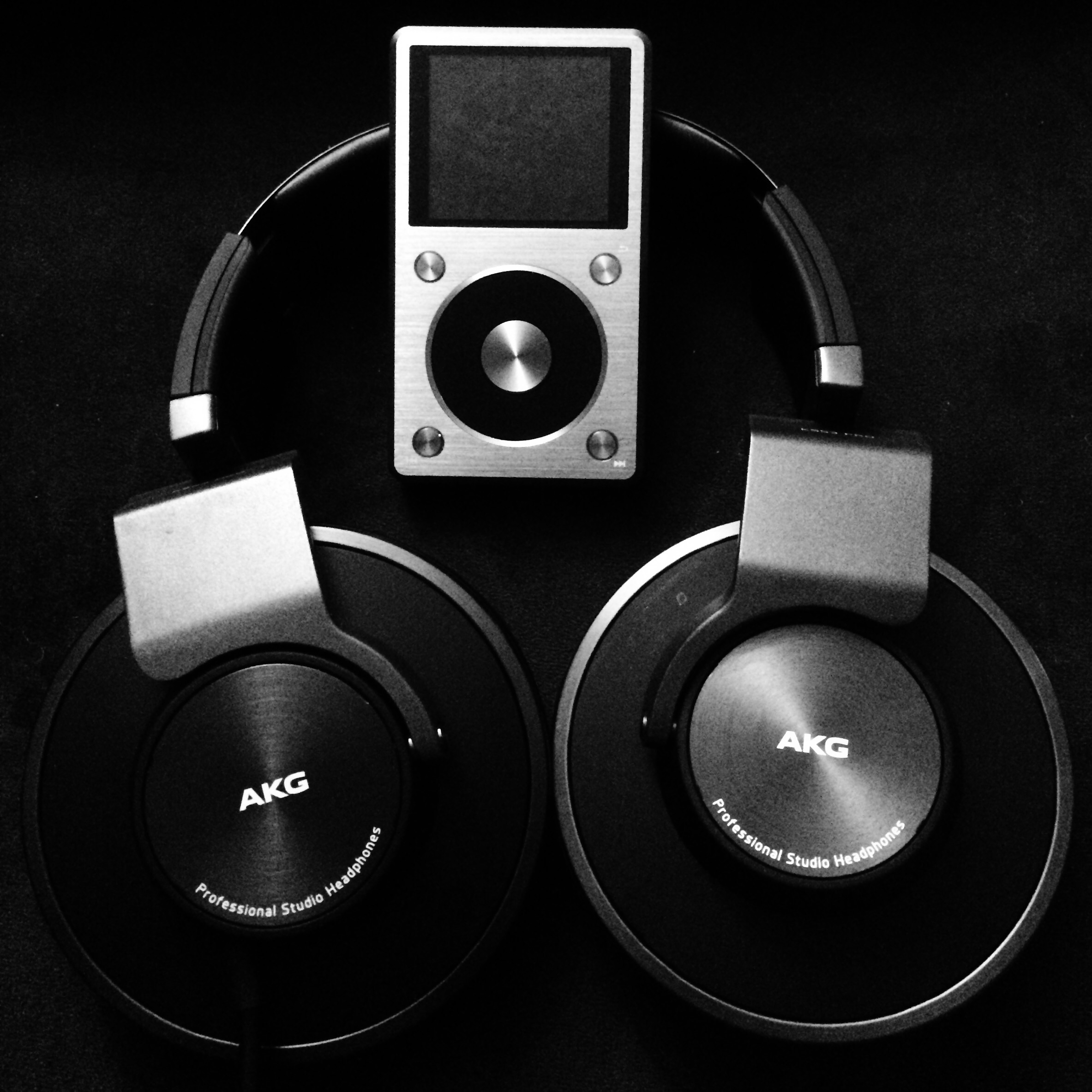 New release - the AKG K553 Pro - featuring a killer Massdrop deal ...