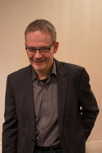 Axel-Grell-Sennheiser-HD800S_DSC04844.jpg