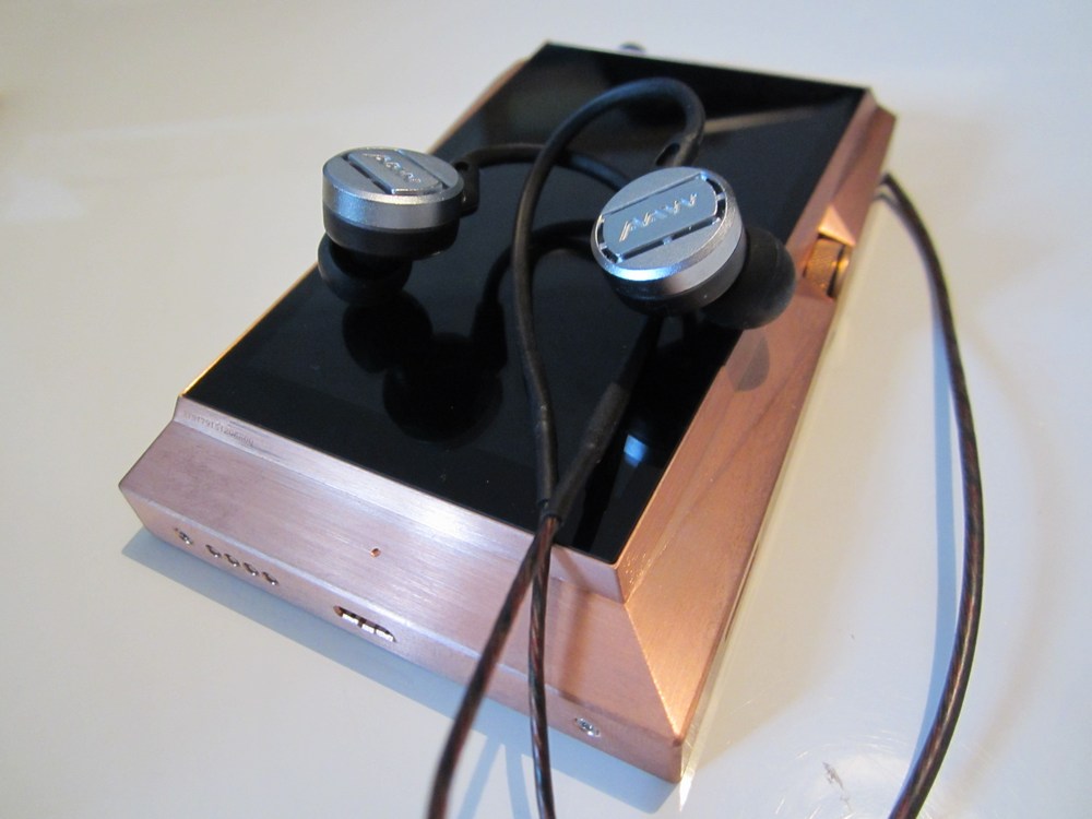 Null Audio Studio - Advanced AcousticWerkes Nebula One Universal IEM ...