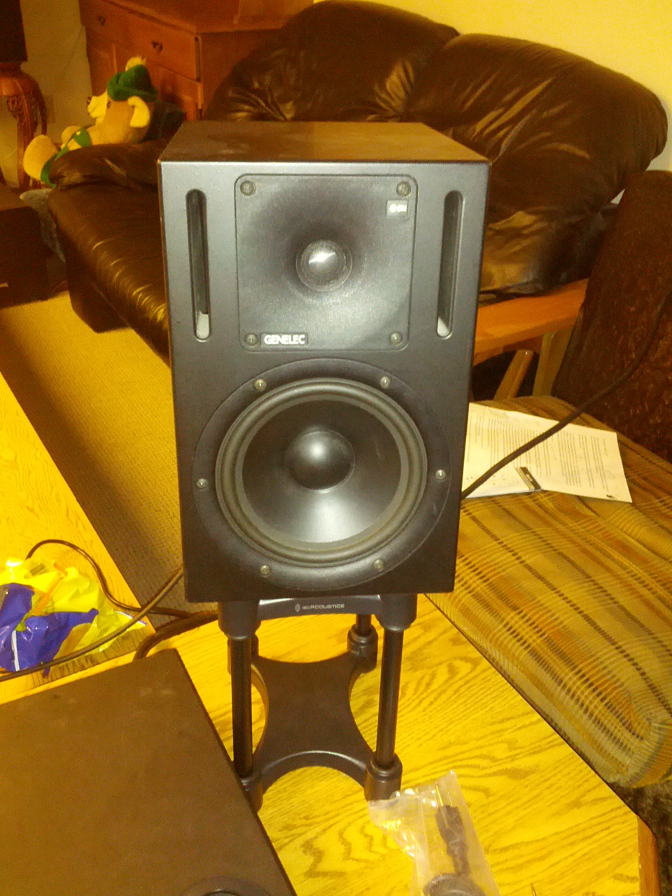 (SOLD) for sale/trade Genelec 1030A studio monitors (Canada