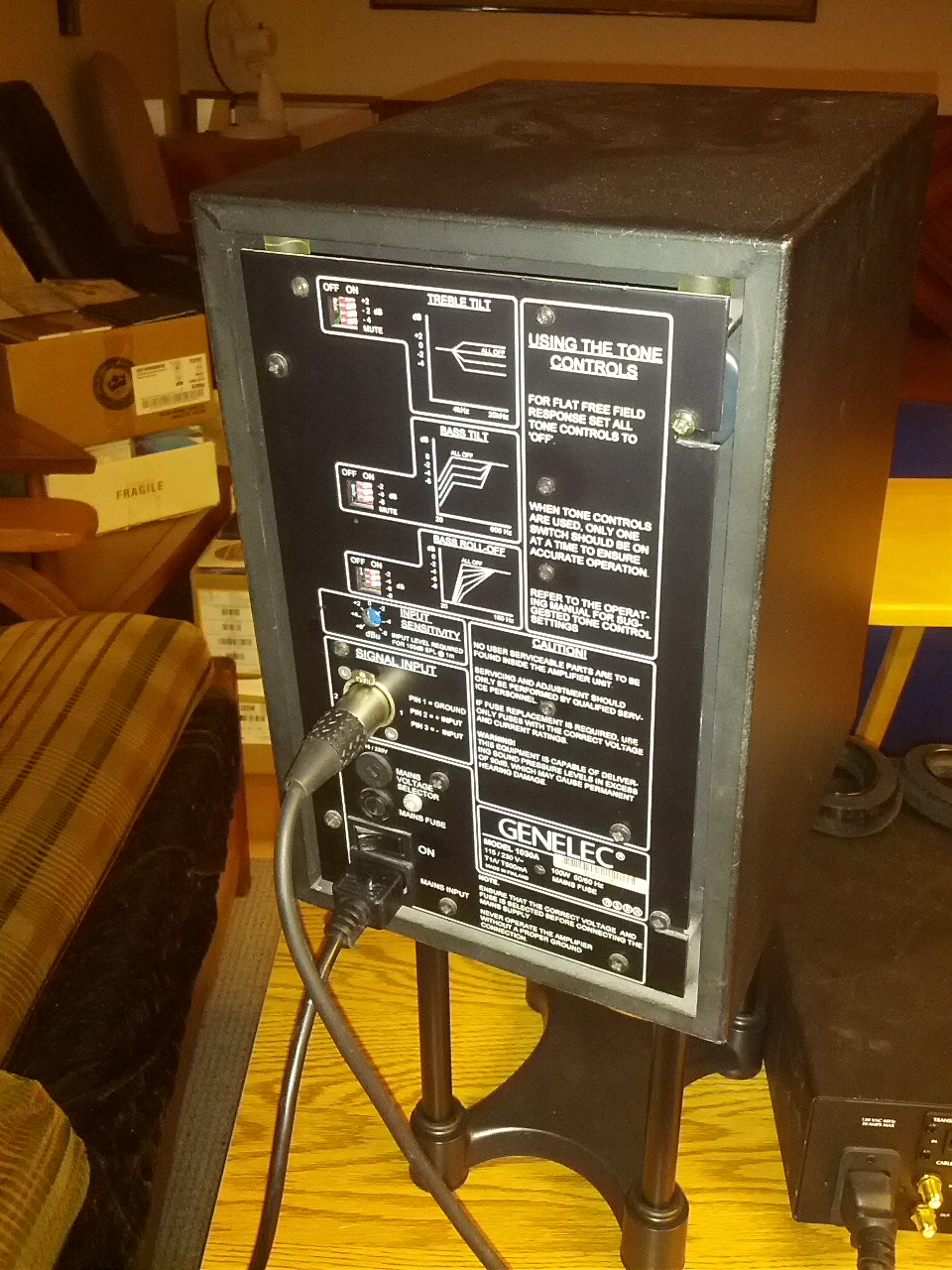 (SOLD) for sale/trade Genelec 1030A studio monitors (Canada