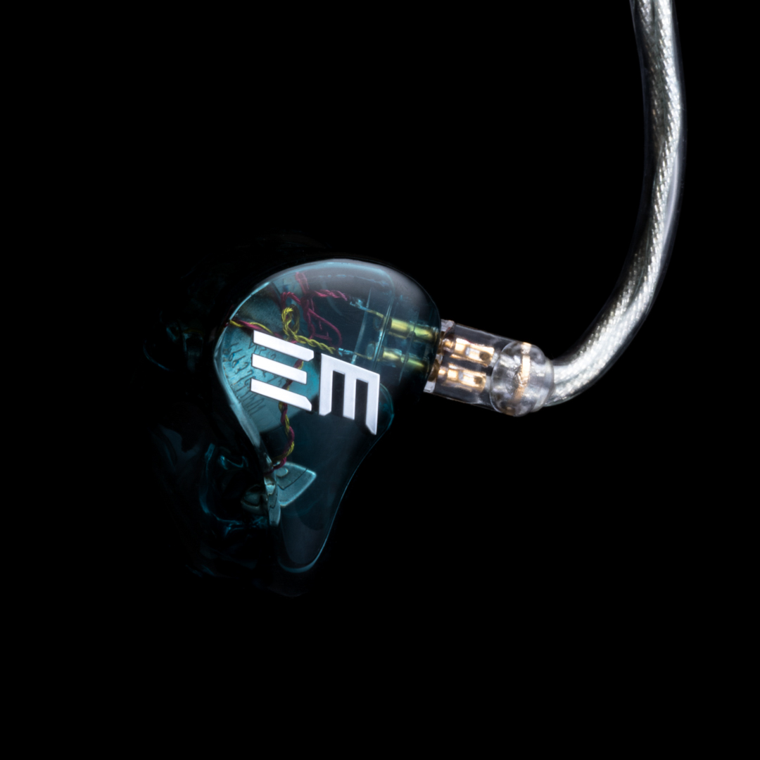 Em audio. Em audio