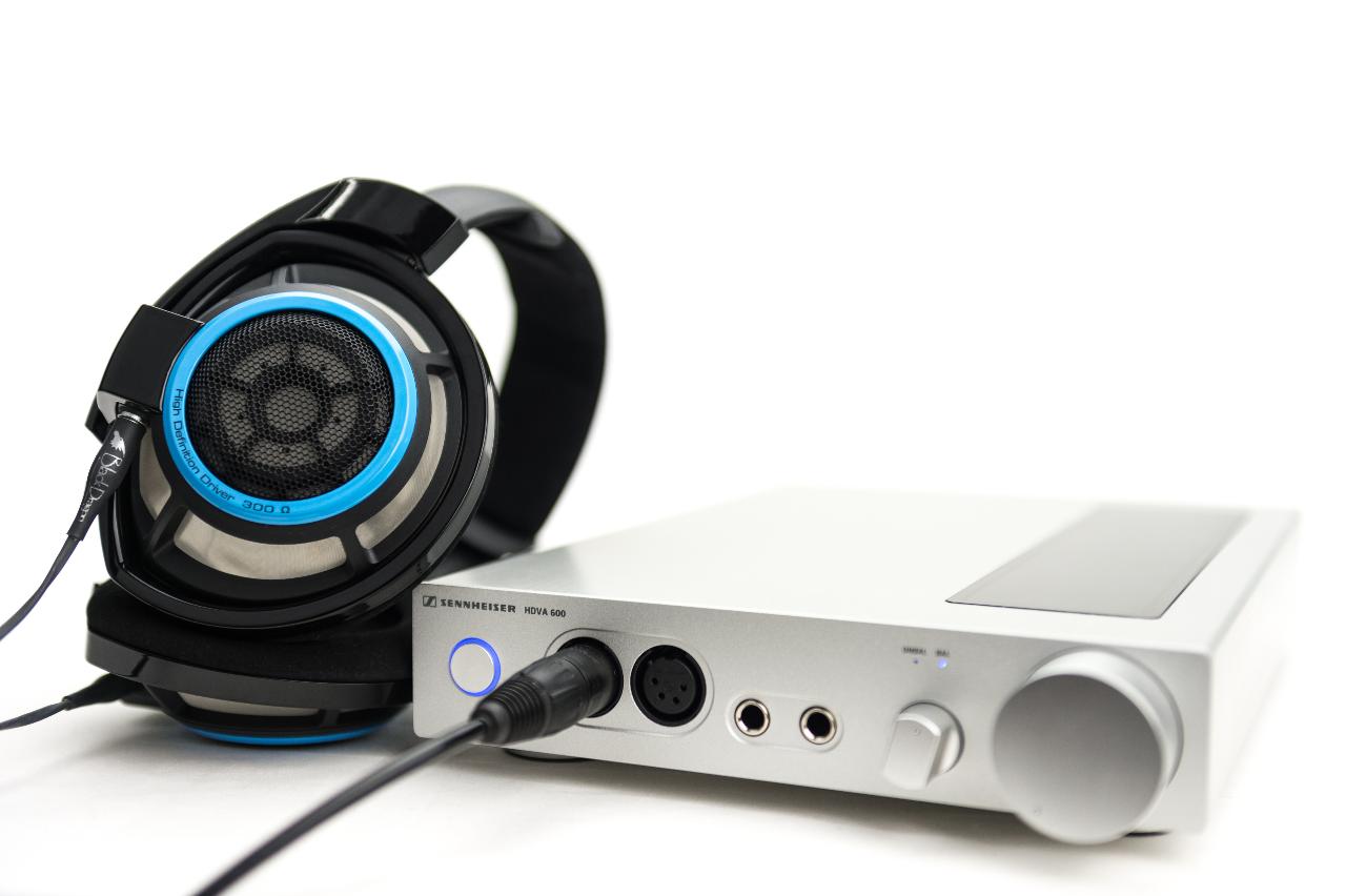 Photo "" in the album "Sennheiser HDVA 600 (with Sennheiser HD 800)" by